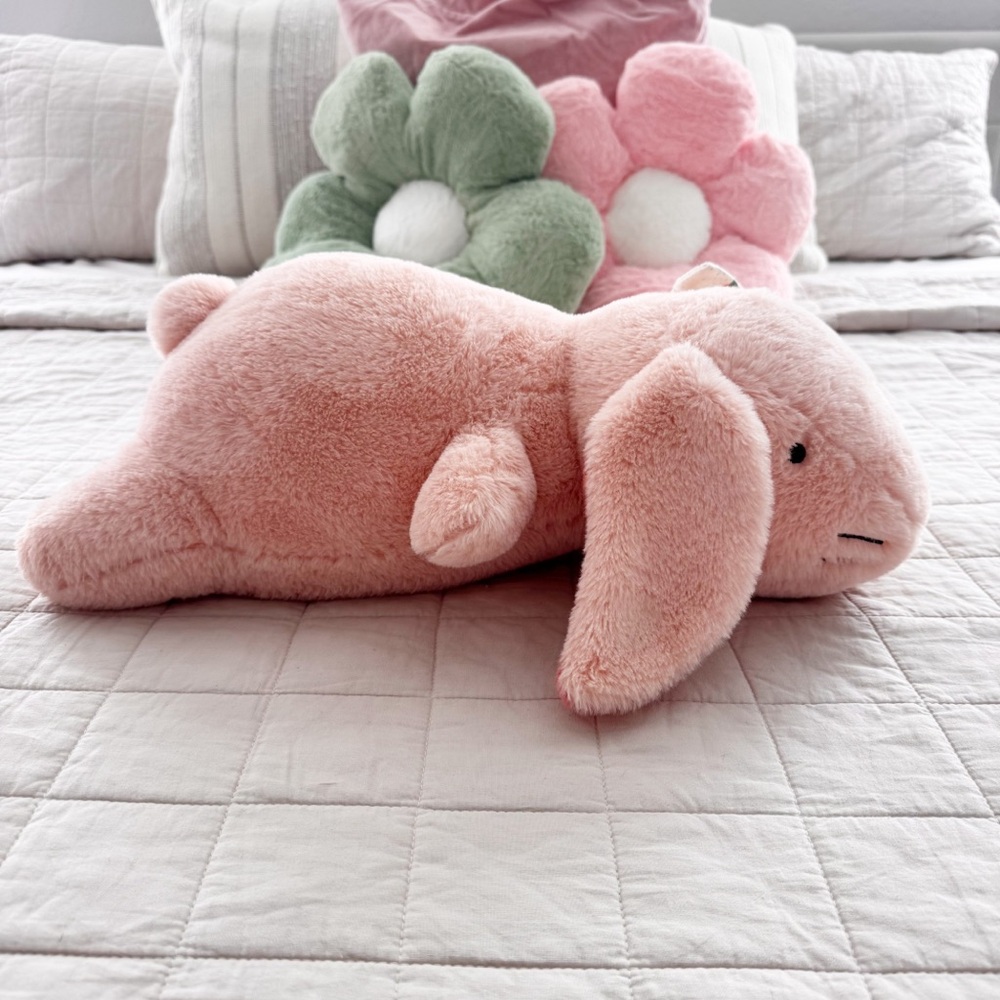Pillowfort Bunny Plush Weighted Pillow 3lbs Sensory Friendly Pink - Picture 2 of 8